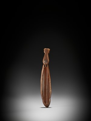 Lot 438 - JOSUI: A LARGE BAMBOO SASHI NETSUKE IN THE SHAPE OF A MANTIS