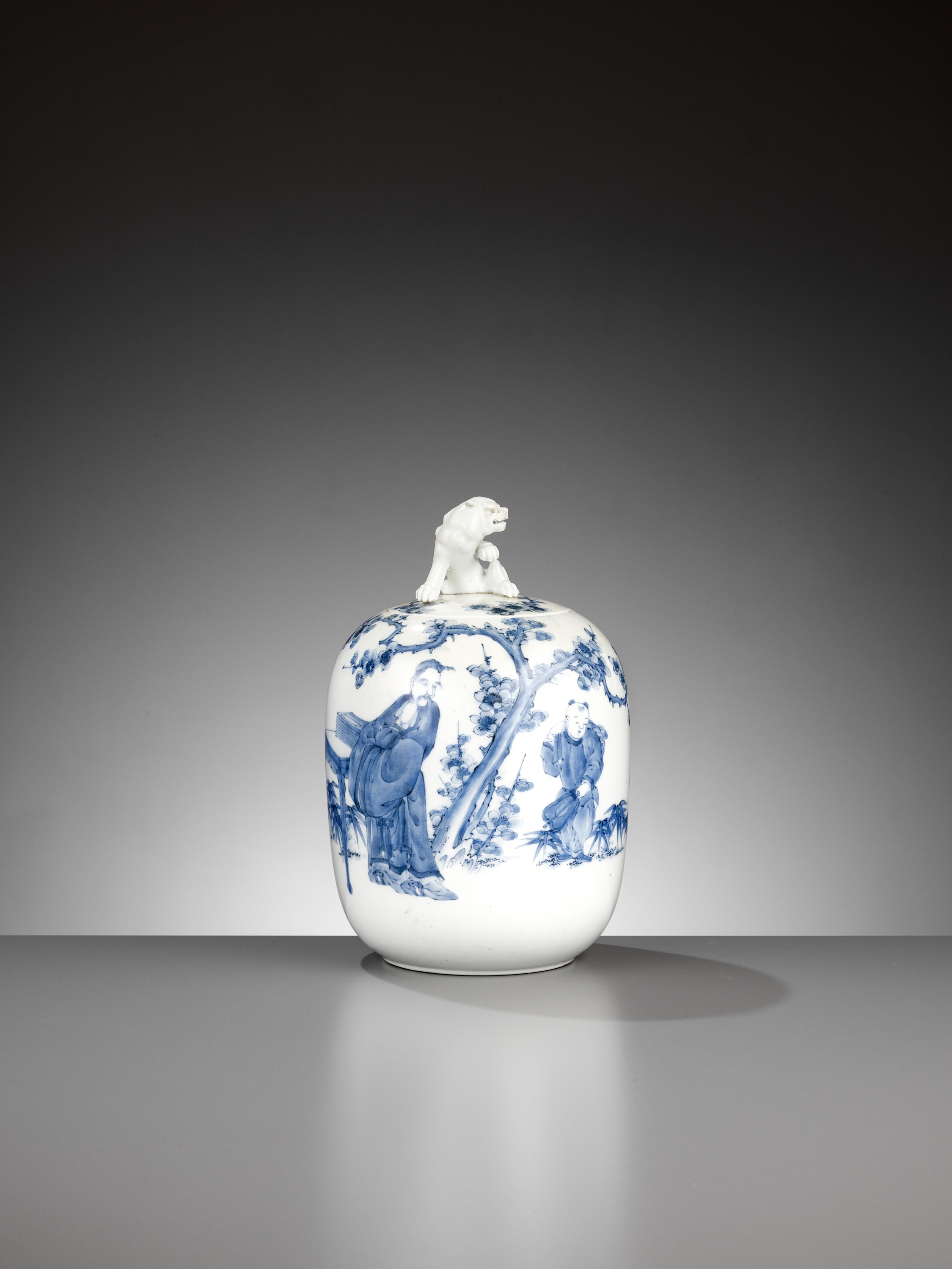 Lot 57 - A LARGE HIRADO PORCELAIN OVOID WATER JAR