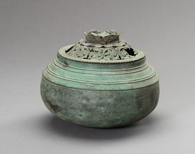 Lot 835 - A JAVANESE BRONZE INCENSE BURNER AND COVER