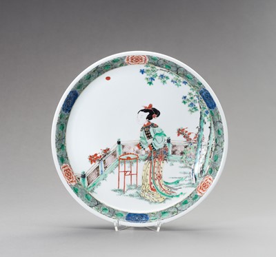 Lot 775 - A FAMILLE-VERTE ‘COURT LADY ON TERRACE’ PORCELAIN DISH, QING DYNASTY