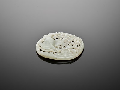 Lot 438 - A MAGNIFICENT WHITE JADE ‘SPRING WATER’ PLAQUE, JIN TO YUAN DYNASTY