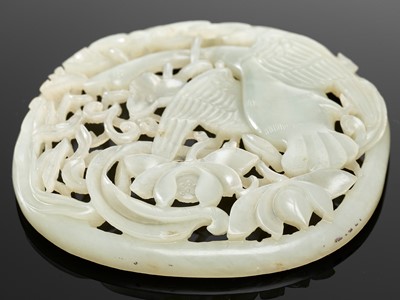 Lot 438 - A MAGNIFICENT WHITE JADE ‘SPRING WATER’ PLAQUE, JIN TO YUAN DYNASTY