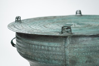 Lot 565 - A FINE PAIR OF ANTIQUE BRONZE RAIN DRUMS, KHA