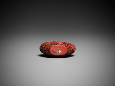 Lot 649 - A CINNABAR LACQUER SNUFF BOTTLE, PROBABLY IMPERIAL, QIANLONG TO JIAQING PERIOD