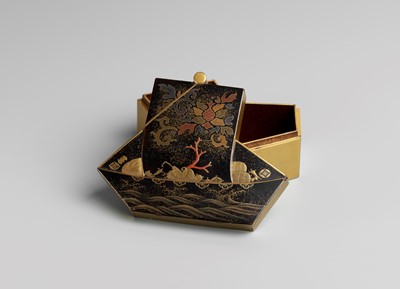 Lot 102 - SATO: A RARE BLACK AND GOLD LACQUER KOBAKO AND COVER IN THE FORM OF THE TAKARABUNE (TREASURE SHIP)