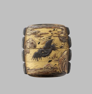 Lot 338 - A RARE GOLD LACQUER THREE-CASE INRO DEPICTING WINGED DRAGON-FISH