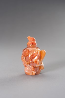 Lot 508 - AN AGATE SNUFF BOTTLE, QING DYNASTY