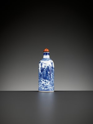 Lot 646 - A BLUE AND WHITE ‘EIGHT IMMORTALS’ SNUFF BOTTLE, QING DYNASTY