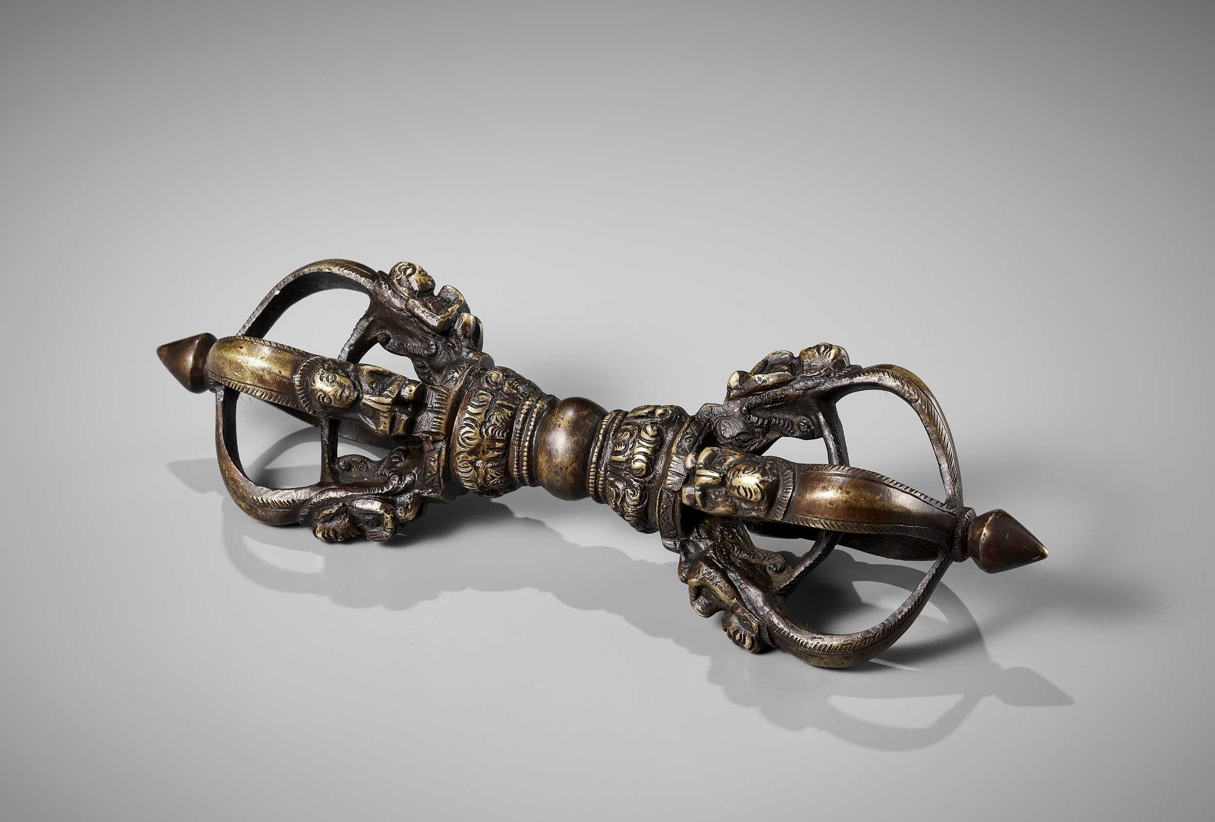 Lot 40 - A LARGE AND MASSIVE BRONZE VAJRA, 17TH-18TH CENTURY