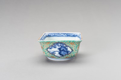Lot 607 - A SQUARE ‘FERN’ BOWL, LATE QING DYNASTY