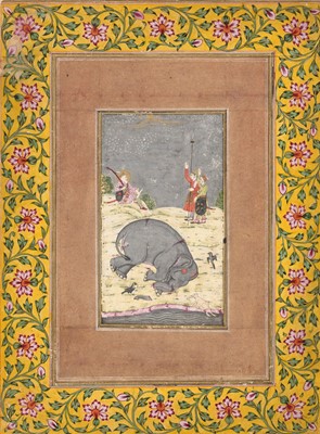Lot 325 - AN INDIAN MINIATURE PAINTING DEPICTING AN ELEPHANT HUNT