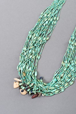 Lot 1365 - AN ANCIENT BACTRIAN TURQUOISE BEAD NECKLACE