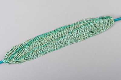 Lot 1366 - AN ANCIENT BACTRIAN TURQUOISE BEAD NECKLACE