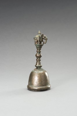 Lot 1250 - A BRONZE TEMPLE BELL WITH AN ELEPHANT