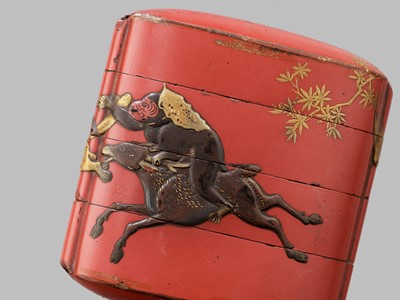 Lot 352 - A RARE RED AND GOLD-LACQUER THREE-CASE INRO