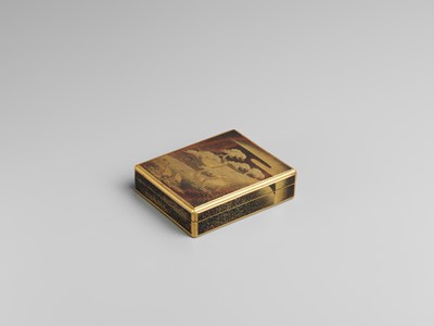 Lot 115 - ZOHIKO: A GOLD LACQUER KOBAKO WITH CRANES AND PINE