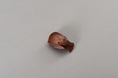 Lot 457 - A HIDA SCHOOL ITTOBORI WOOD NETSUKE OF A SPARROW