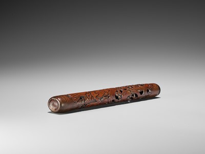 A FINE BAMBOO PIPECASE WITH GAMA SENNIN