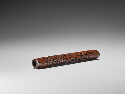 A FINE BAMBOO PIPECASE WITH GAMA SENNIN