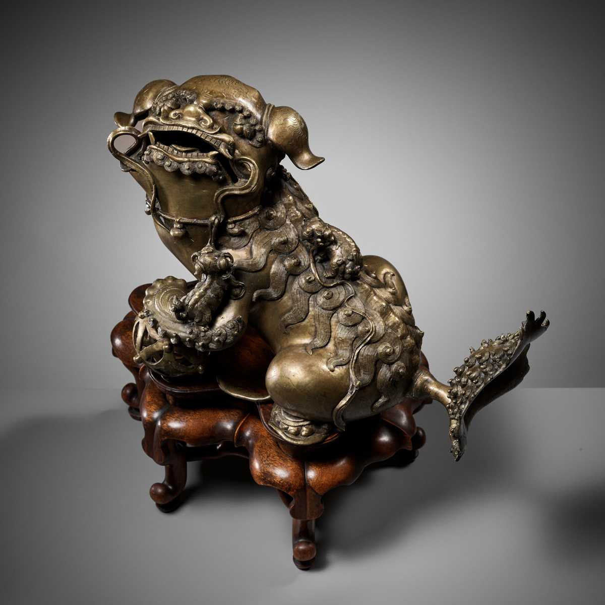 Lot 36 - A MASSIVE AND VERY LARGE ‘BUDDHIST LION’ BRONZE CENSER, 17TH-18TH CENTURY