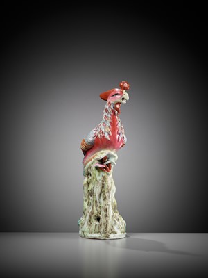 Lot 113 - A FAMILLE ROSE FIGURE OF A PHOENIX, 19TH CENTURY