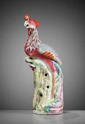 Lot 110 - A FAMILLE ROSE FIGURE OF A PHOENIX, 19TH CENTURY