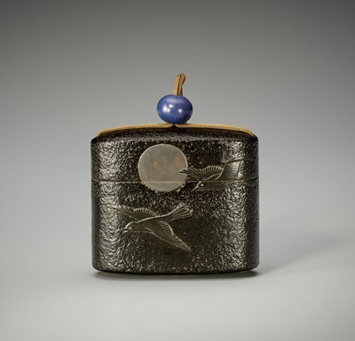 Lot 209 - A RARE LACQUERED COCONUT WOOD TONKOTSU WITH CROWS AND FULL MOON