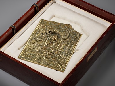 Lot 11 - A LARGE AND IMPORTANT BUDDHIST VOTIVE PLAQUE, GILT COPPER REPOUSSÉ, EARLY TANG DYNASTY