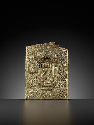 Lot 157 - A LARGE AND IMPORTANT BUDDHIST VOTIVE PLAQUE, GILT COPPER REPOUSSÉ, EARLY TANG DYNASTY