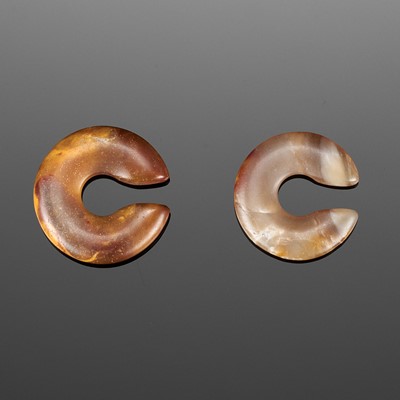 Lot 771 - A PAIR OF AGATE SLIT-RINGS, LATE NEOLITHIC PERIOD TO EARLY BRONZE AGE