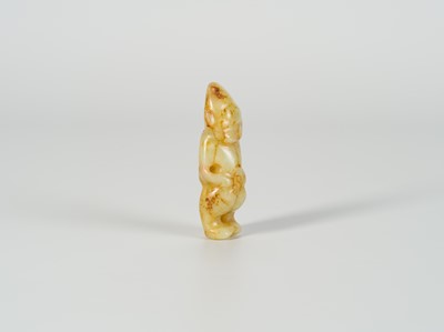 Lot 755 - A JADE 'HUMANOID FIGURE' PENDANT, NEOLITHIC