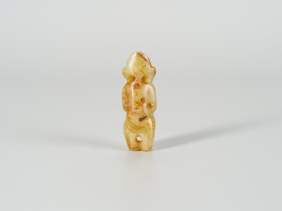 Lot 755 - A JADE 'HUMANOID FIGURE' PENDANT, NEOLITHIC