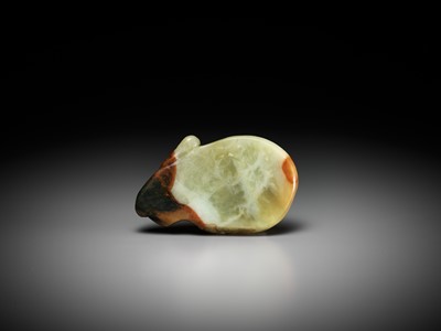 Lot 46 - A YELLOW AND RUSSET JADE ‘RABBIT’ INKSTONE, EARLY QING DYNASTY