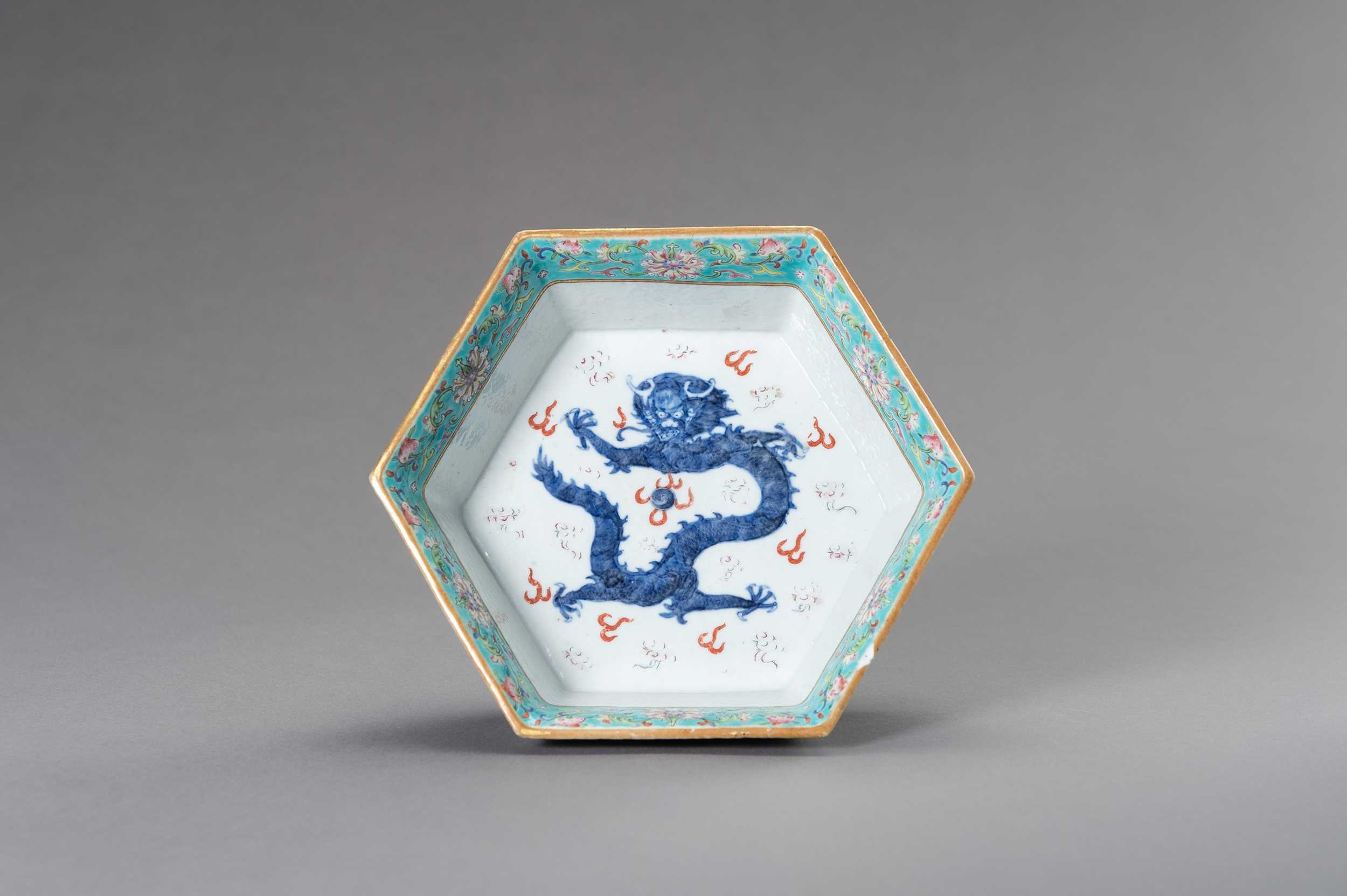 Lot 783 - A HEXAGONAL PORCELAIN BOWL, XIANFENG MARK AND PERIOD