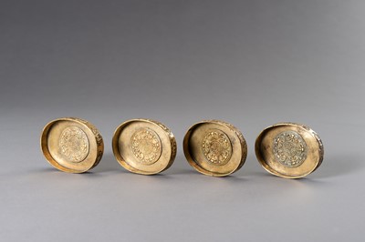 Lot 87 - A SET OF THREE DECORATIVE BRONZE BOXES, FIRST HALF OF THE 20TH CENTURY
