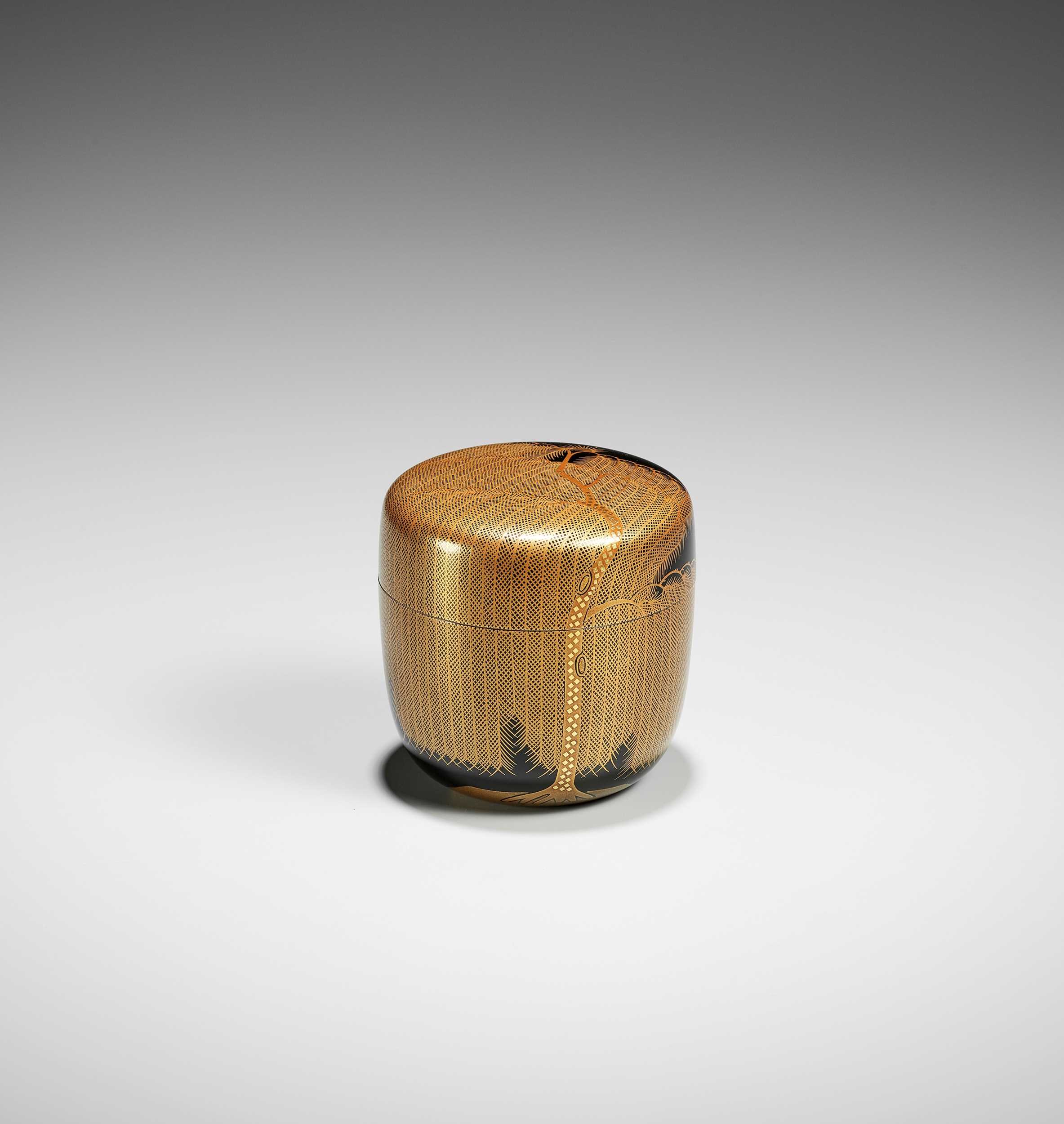 Lot 123 - SHOICHI: A BLACK AND GOLD LACQUER NATSUME (TEA CADDY) WITH A WEEPING WILLOW (YANAGI)