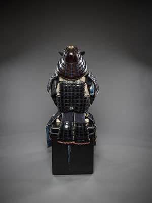 Lot 41 - A SUIT OF ARMOR WITH SUJIBACHI KABUTO