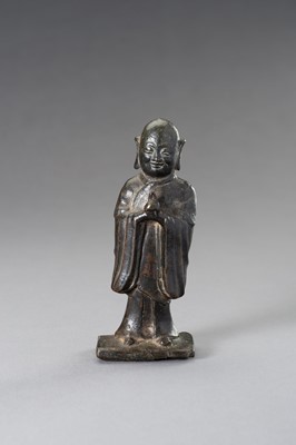 Lot 104 - A BRONZE FIGURE OF A MONK, QING DYNASTY