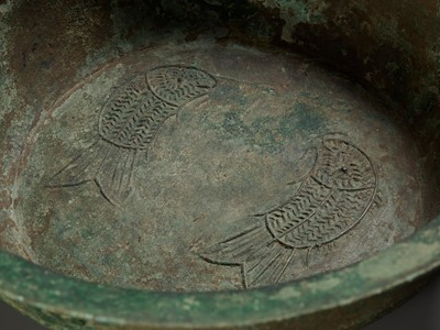Lot 664 - A COPPER ALLOY ‘TWIN FISH’ BASIN, DONG SON CULTURE