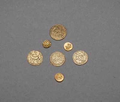 Lot 1245 - A GROUP OF SEVEN GOLD COINS