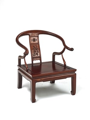 Lot 342 - A CHINESE ‘HORSESHOE’ LOW CHAIR, LATE QING DYNASTY