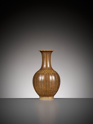 Lot 87 - A BROWN-GLAZED AND LOBED ‘RUYI’ VASE, 18TH CENTURY