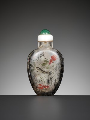 AN INSIDE-PAINTED HAIR CRYSTAL ‘FISH’ SNUFF BOTTLE, BY YE ZHONGSAN, DATED 1916