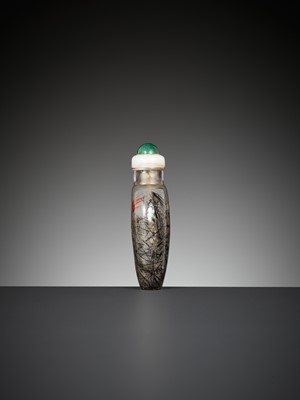 Lot 70 - AN INSIDE-PAINTED HAIR CRYSTAL ‘FISH’ SNUFF BOTTLE, BY YE ZHONGSAN, DATED 1916