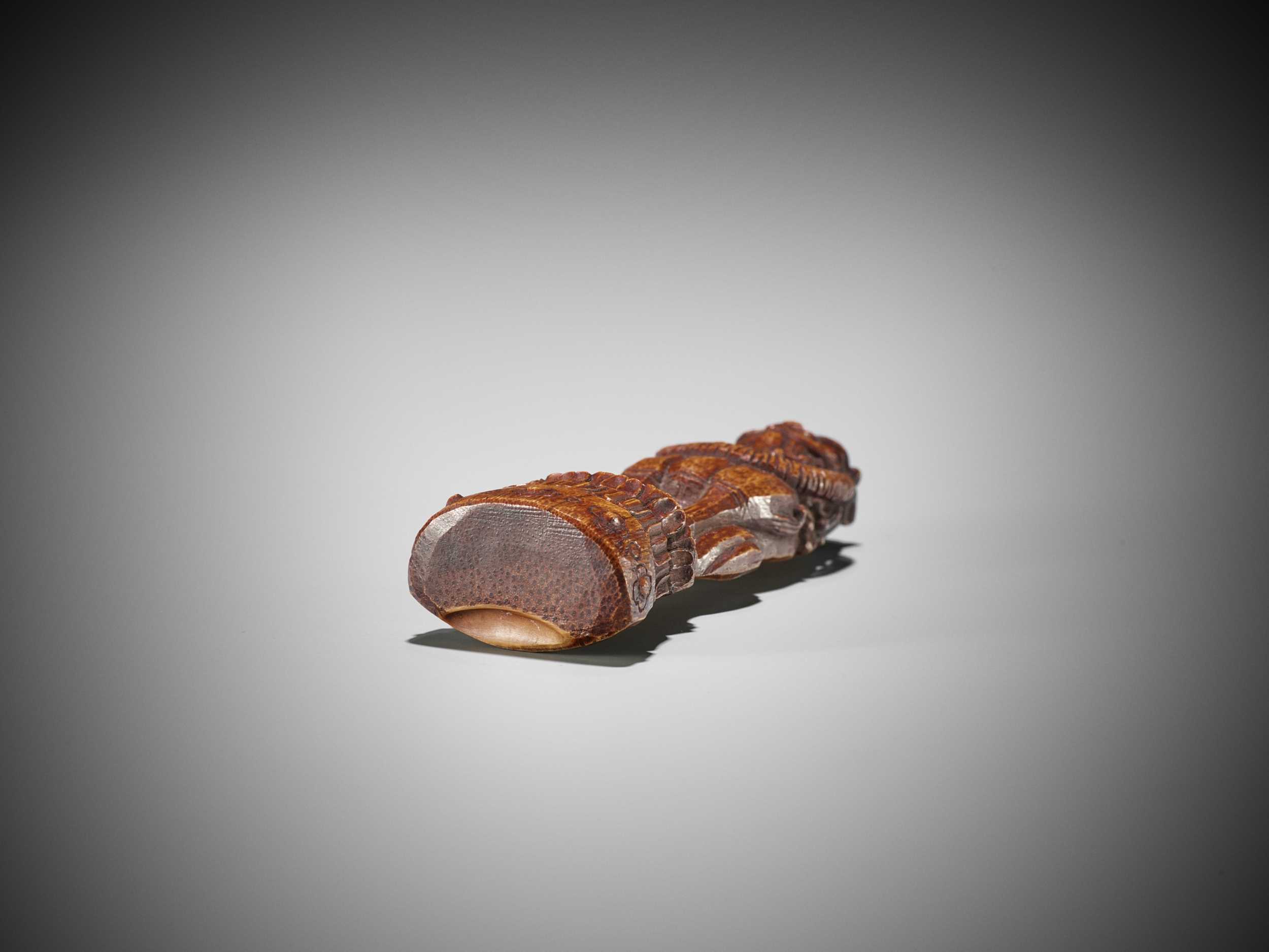 Lot 125 - MORIKAWA TOEN: A RARE BAMBOO SASHI NETSUKE