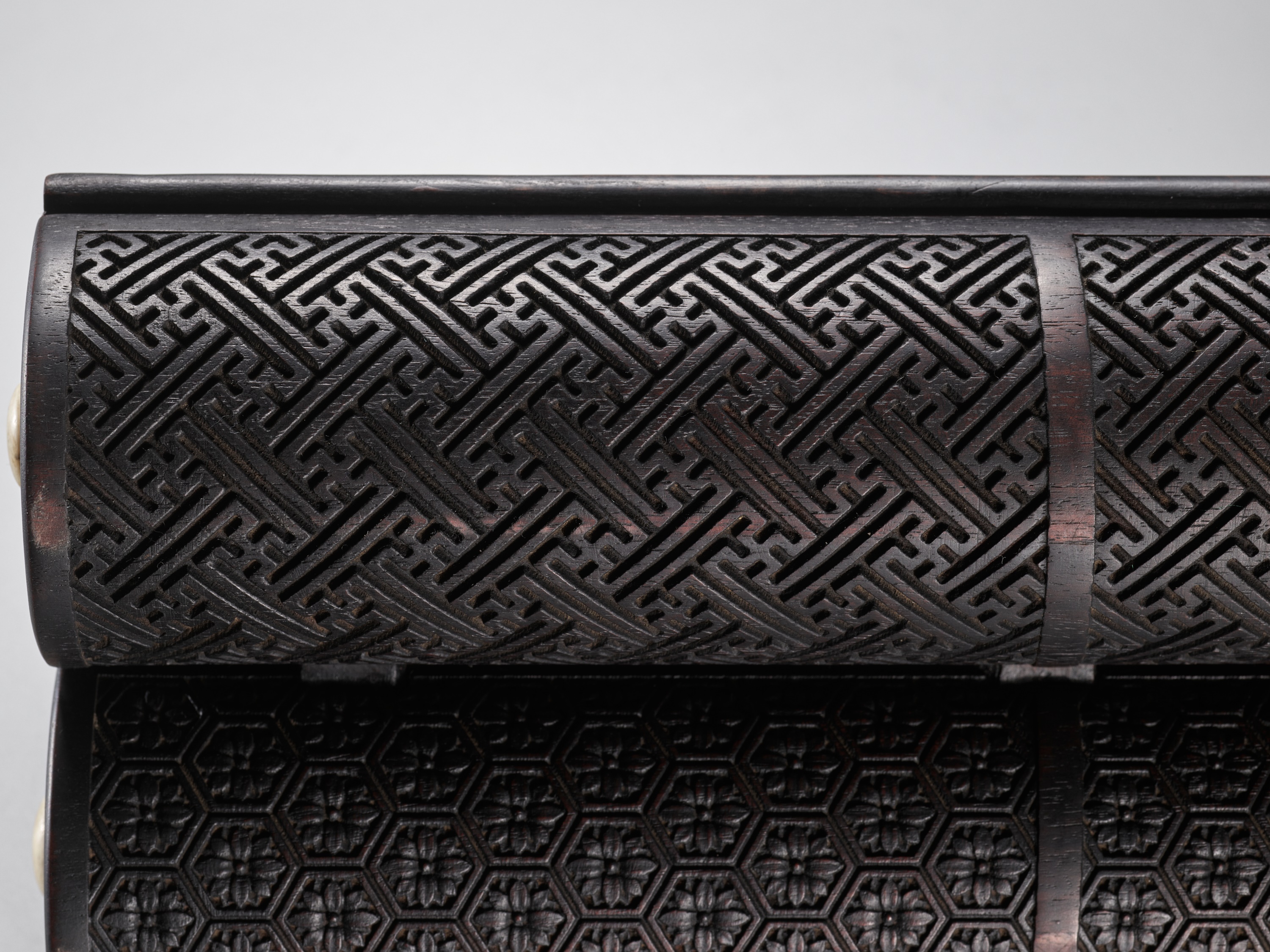 Lot 17 - AN IMPERIAL SCROLL-SHAPED ZITAN BOX AND COVER,