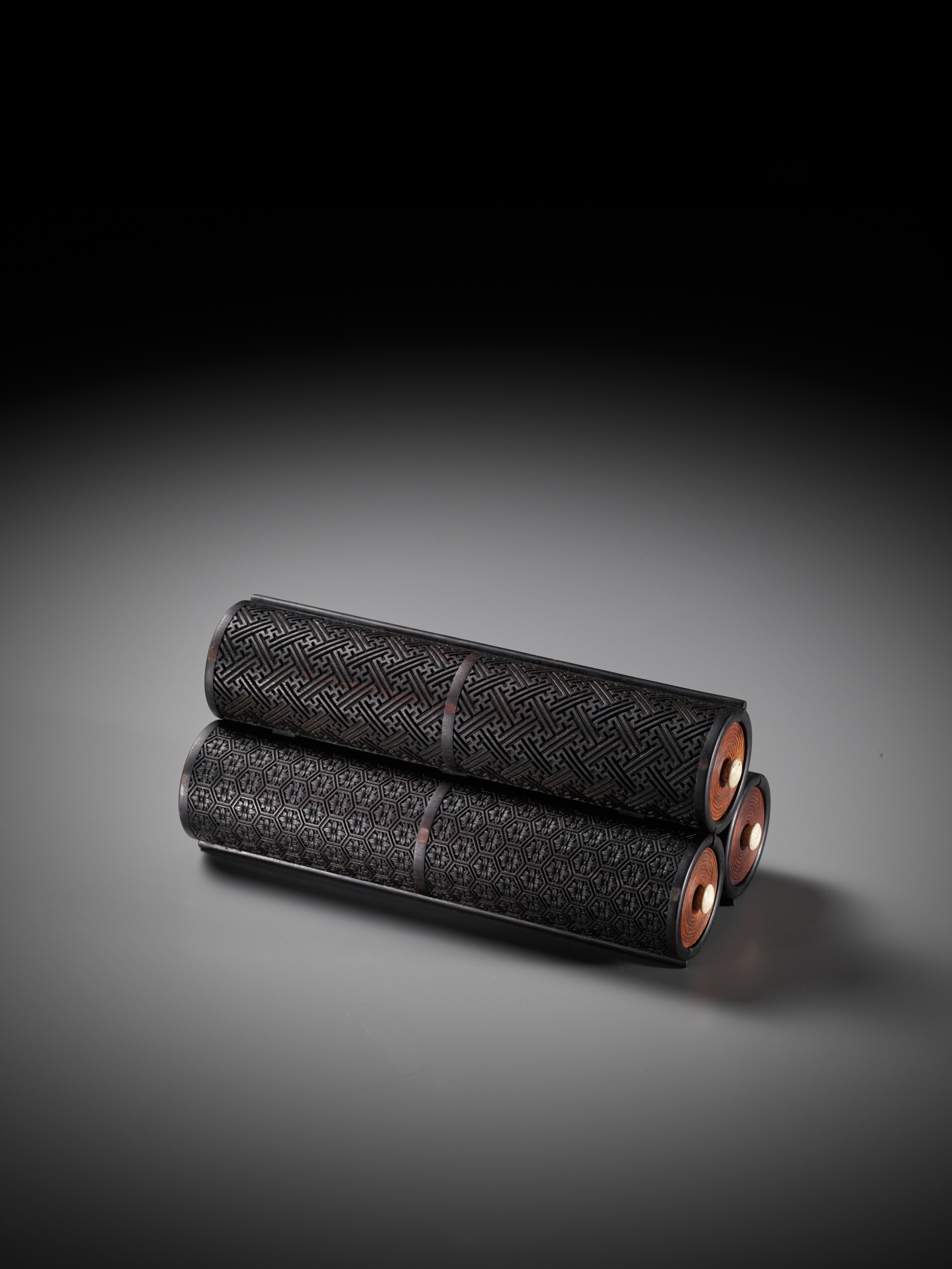 Lot 17 - AN IMPERIAL SCROLL-SHAPED ZITAN BOX AND COVER,