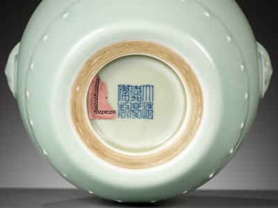 Lot 93 - A CELADON-GLAZED DRUM-SHAPED VESSEL, JIAQING MARK AND PERIOD