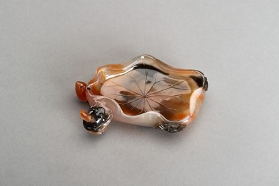 Lot 100 - AN AGATE ‘LOTUS’ WASHER, 1920s