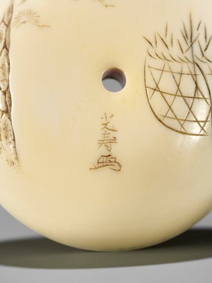 Lot 133 - KOJU: A FINE MANJU NETSUKE OF A BOY AS AN OX HERDER